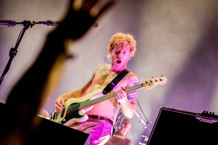 biffy-clyro-01